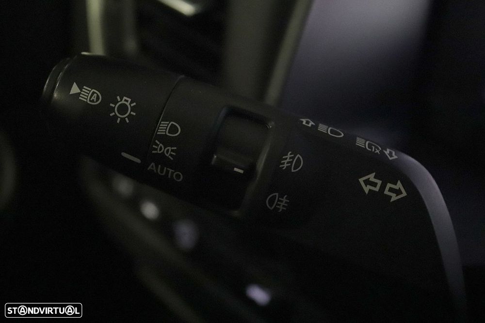 Nissan Qashqai 1.3 DIG-T N-Connecta - 17