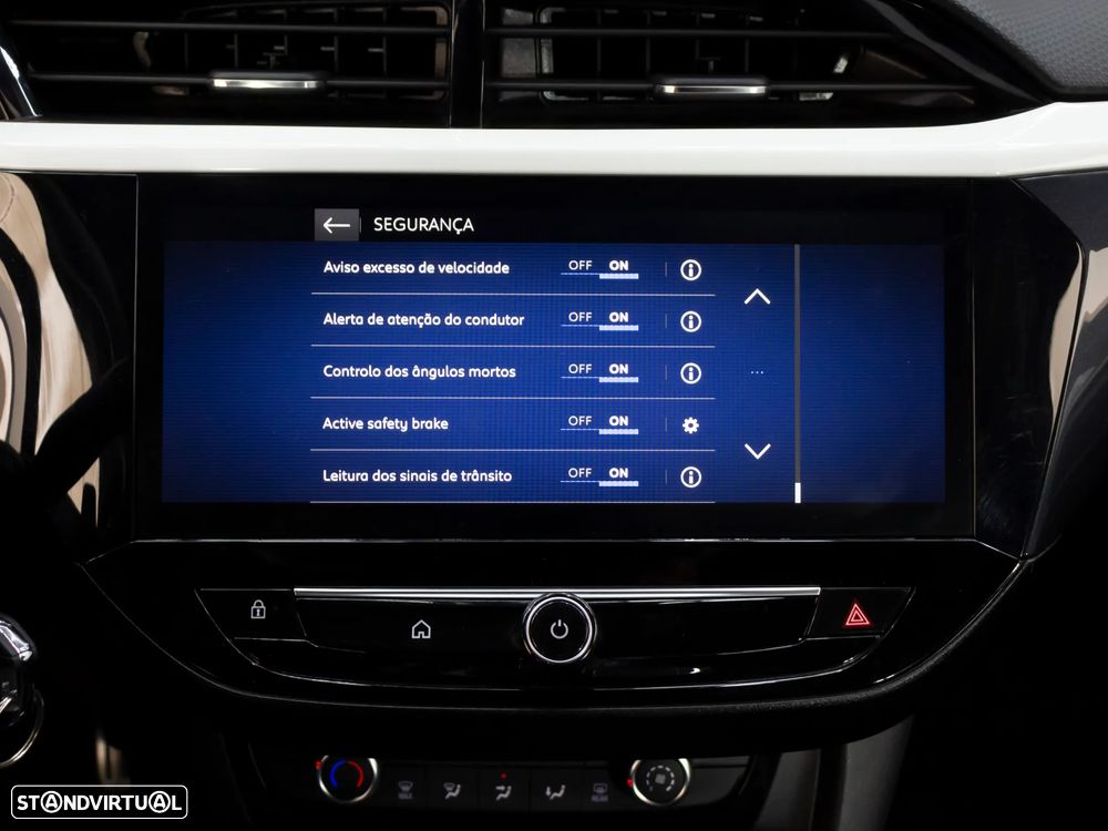 Opel Corsa 1.2 T Hybrid EdCT - 28