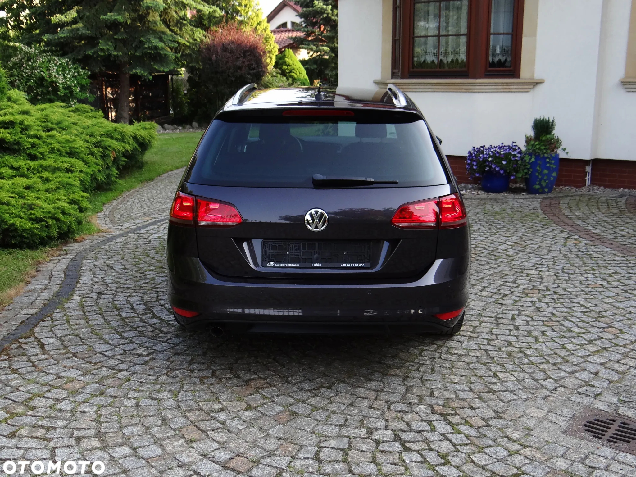 Volkswagen Golf 1.6 TDI BlueMotion Technology Lounge - 27