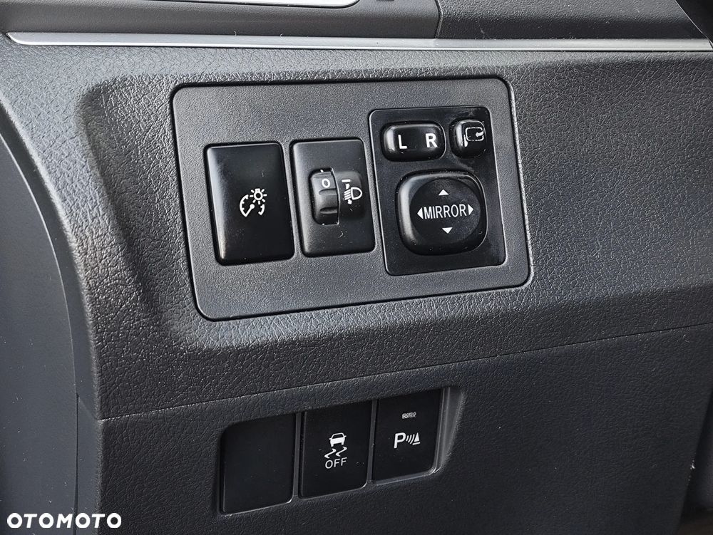 Toyota Verso 1.8 Premium EU6 - 25