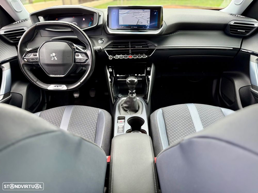 Peugeot 2008 1.2 PureTech Allure - 8
