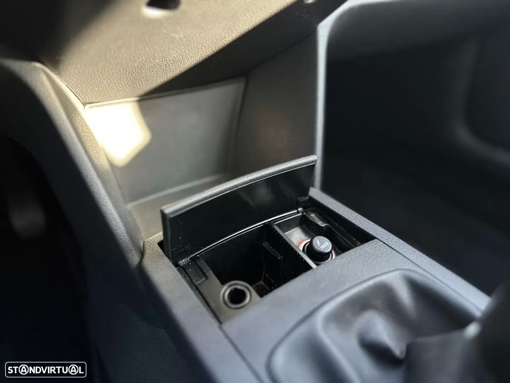 VW Polo 1.2 Confortline AC - 24