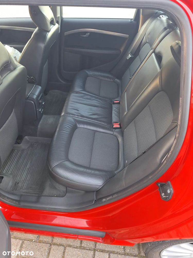 Volvo V70 - 11
