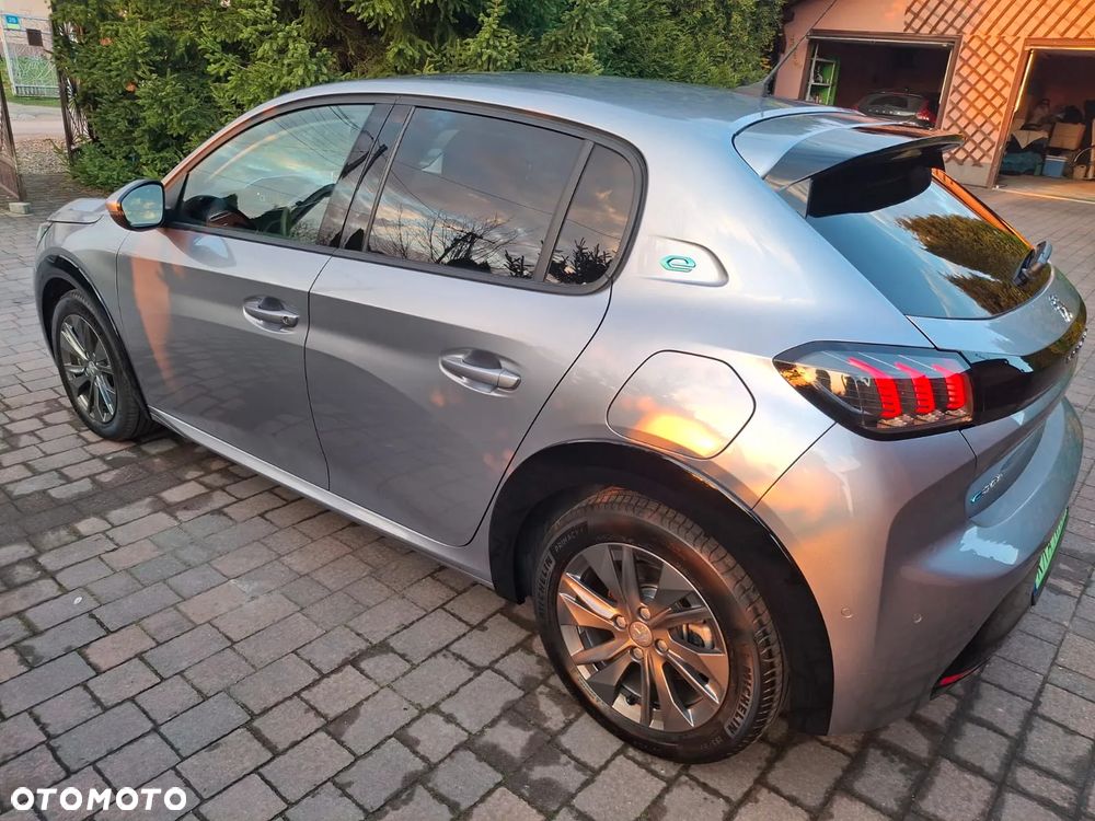 Peugeot 208 Elektromotor 136 Allure - 7