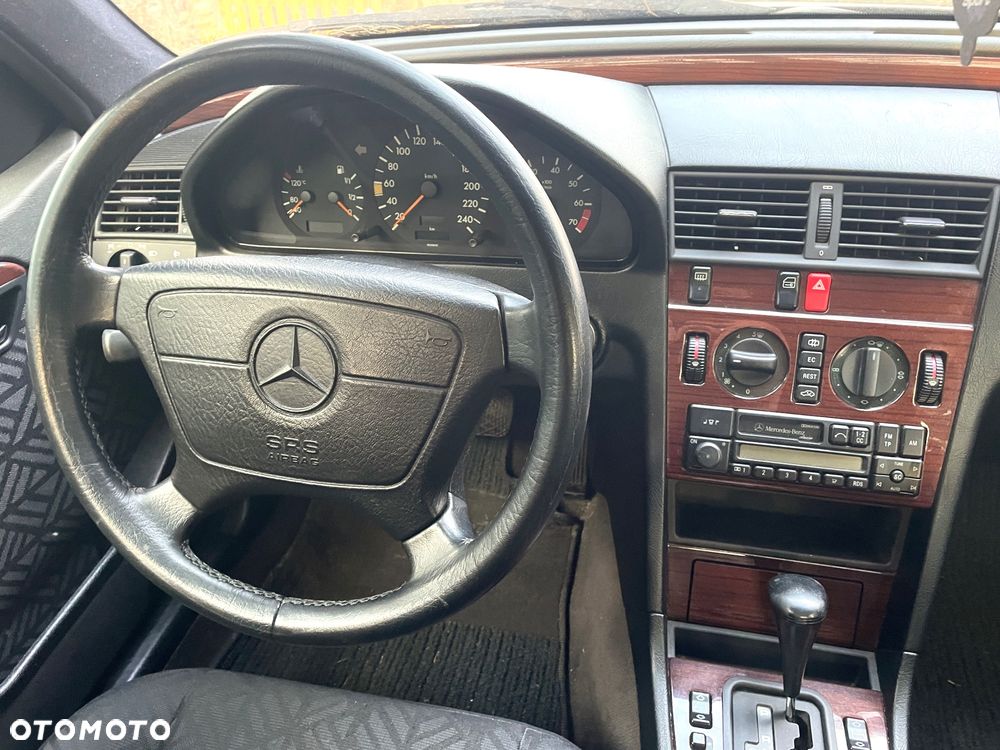 Mercedes-Benz Klasa C - 15