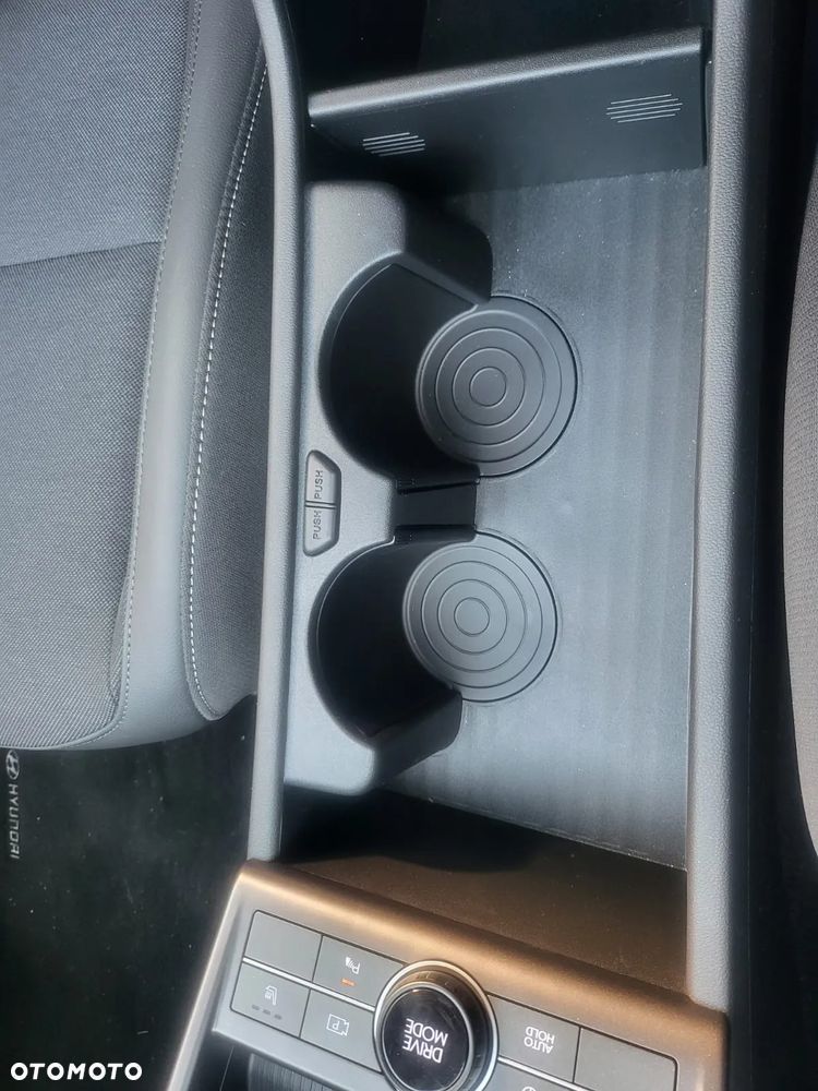 Hyundai Kona 1.6 GDI Hybrid Executive DCT - 27