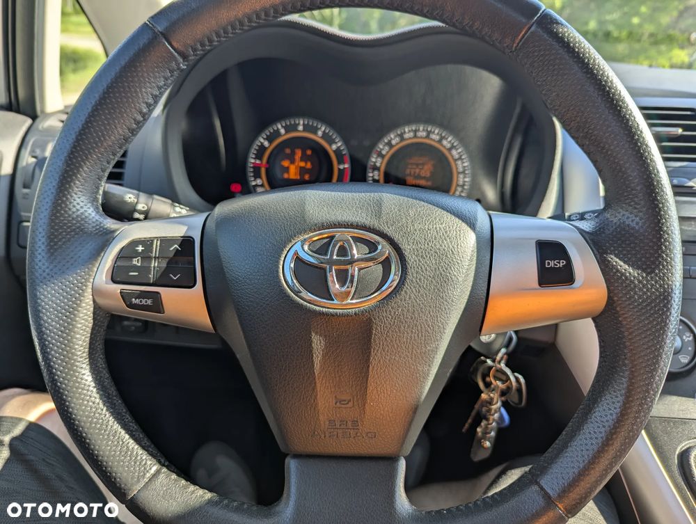 Toyota Auris 1.6 Sprint - 13