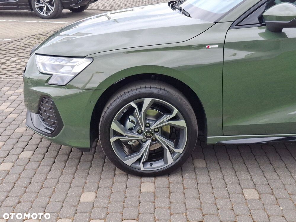 Audi A3 Sportback - 3