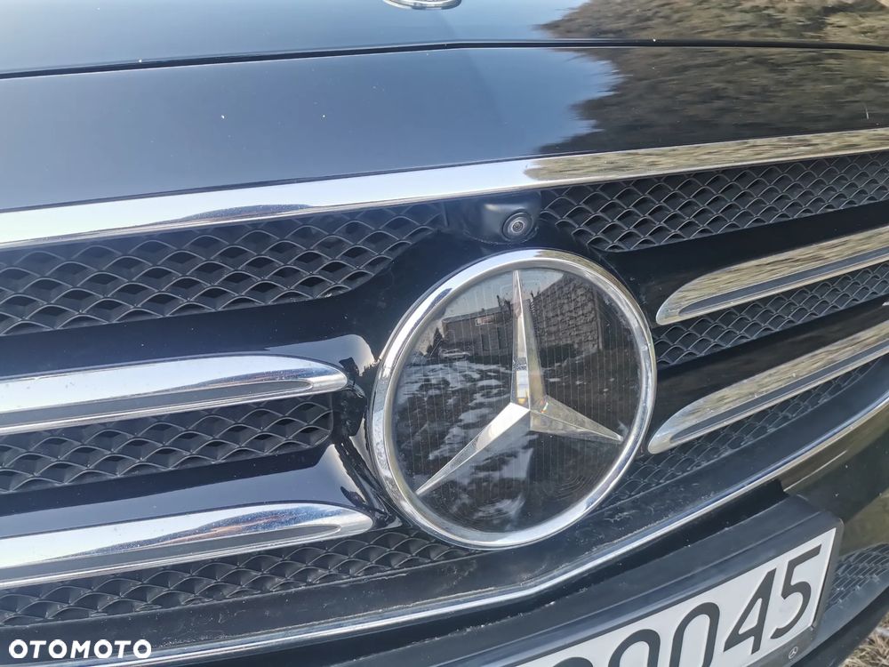 Mercedes-Benz Klasa E 220 d 9G-TRONIC AMG Line - 12