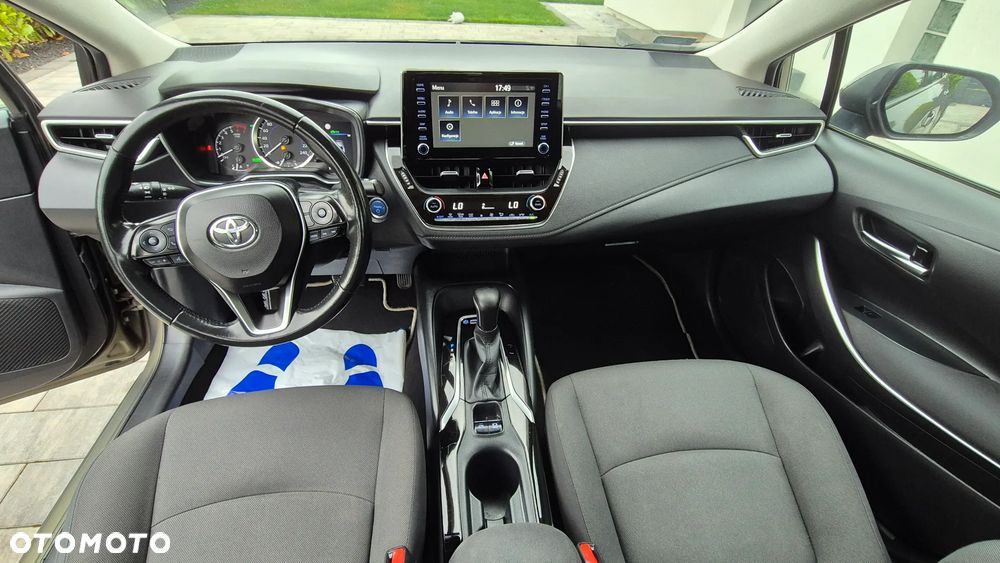 Toyota Corolla 1.8 Hybrid Comfort - 23