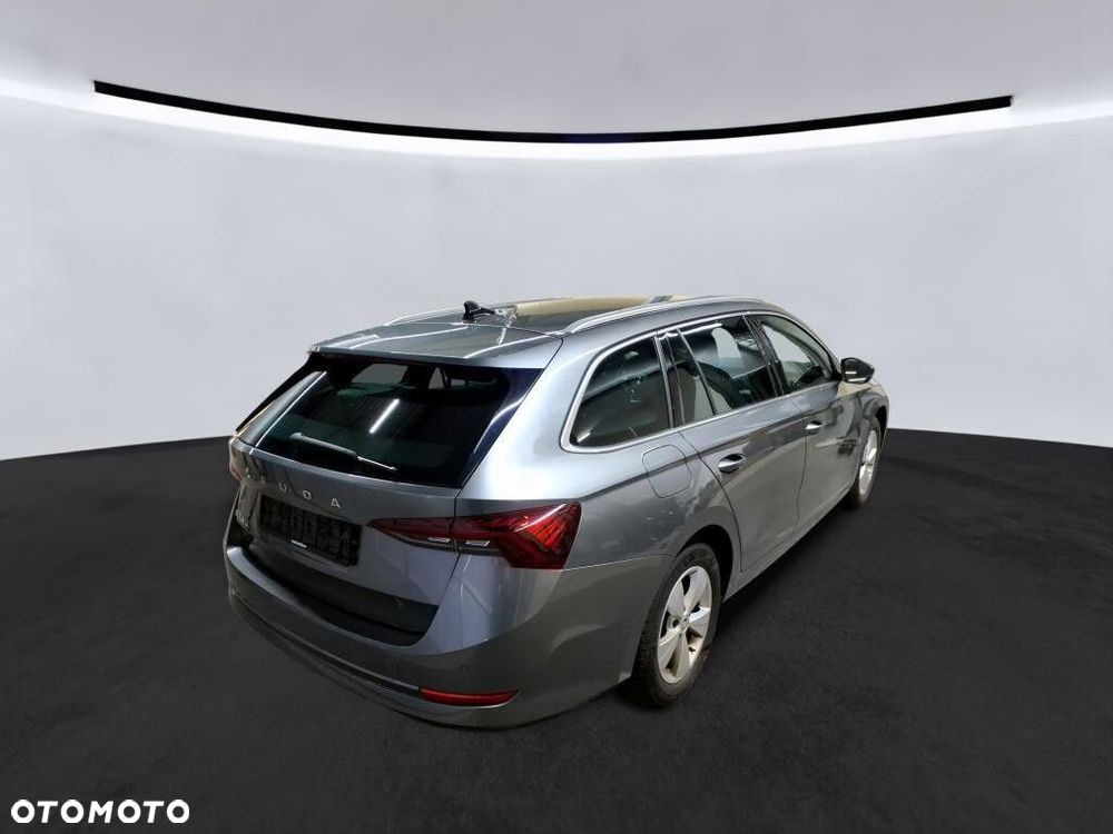 Skoda Octavia - 4