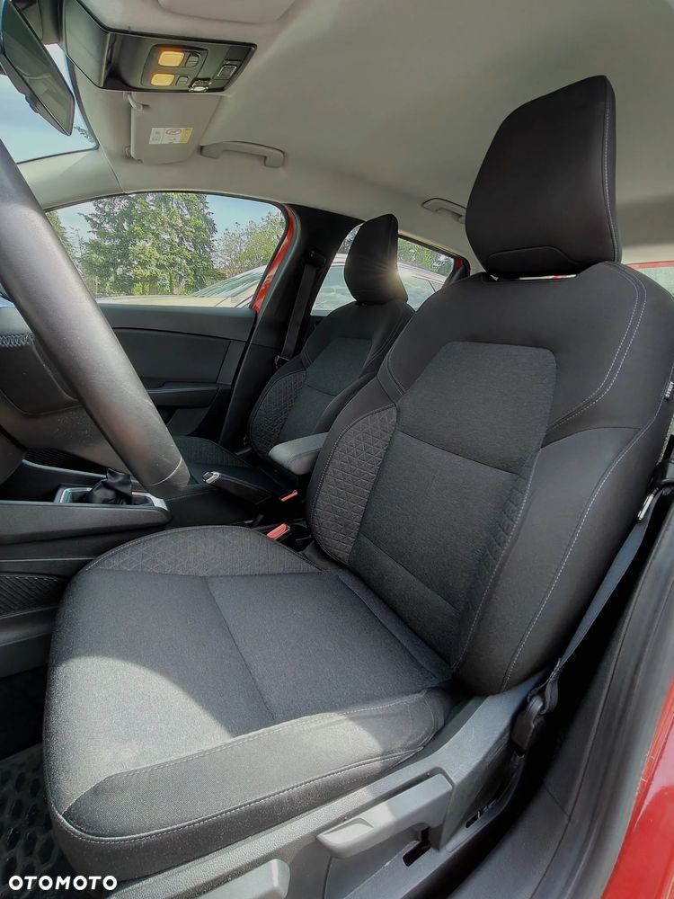 Renault Clio - 10