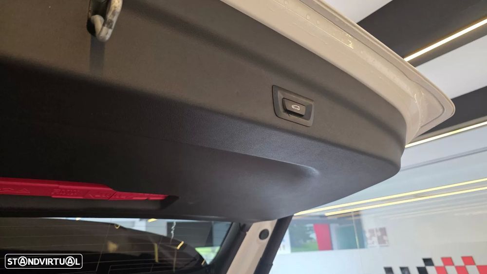 BMW iX1 xDrive30 Pack Desportivo M - 28