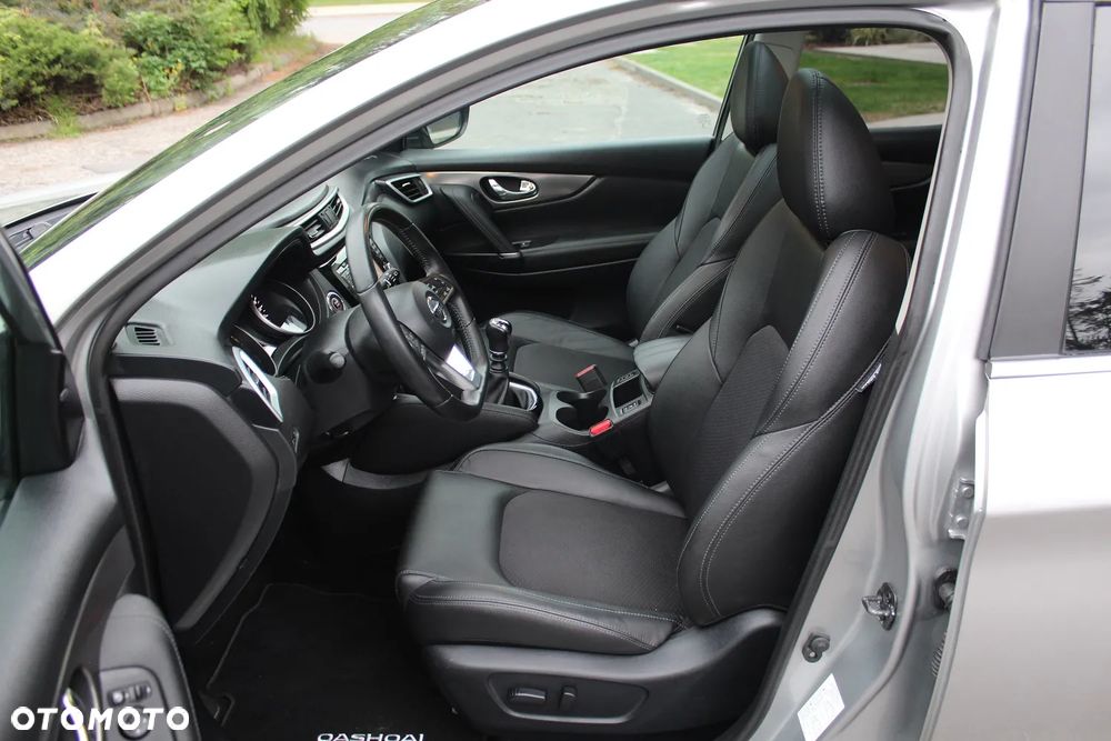 Nissan Qashqai 1.6 DCi Tekna EU6 - 21