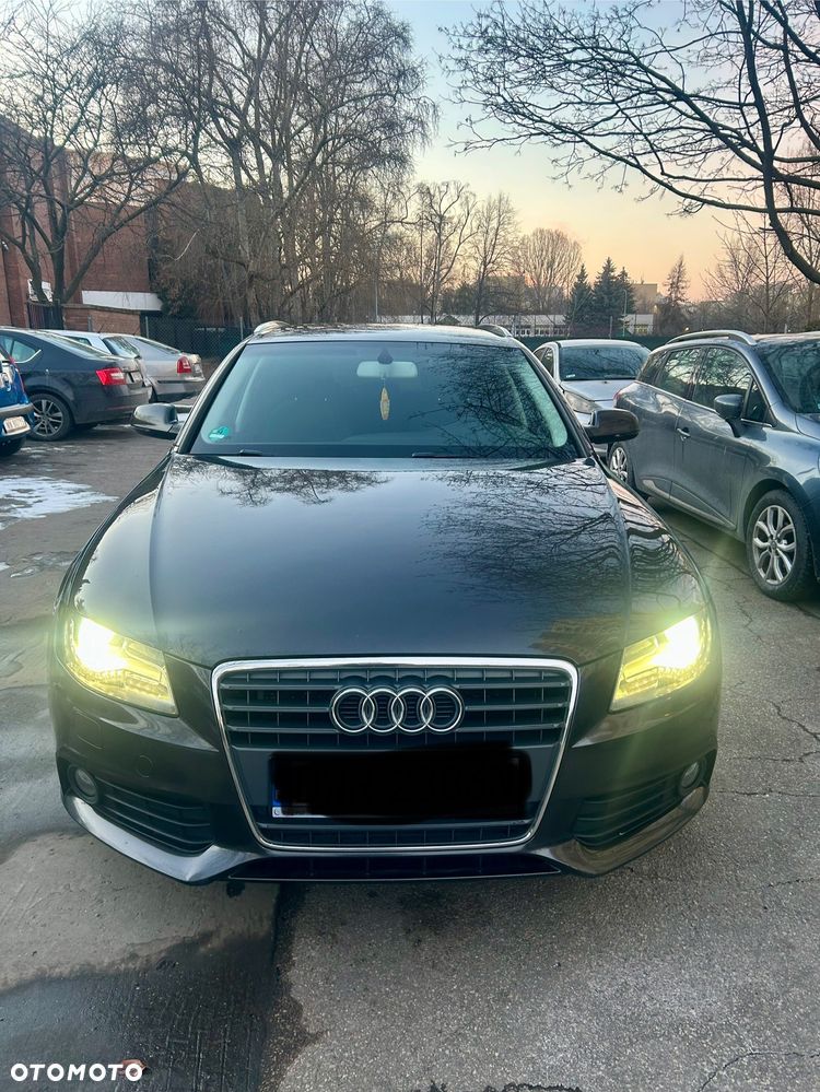 Audi A4 - 1
