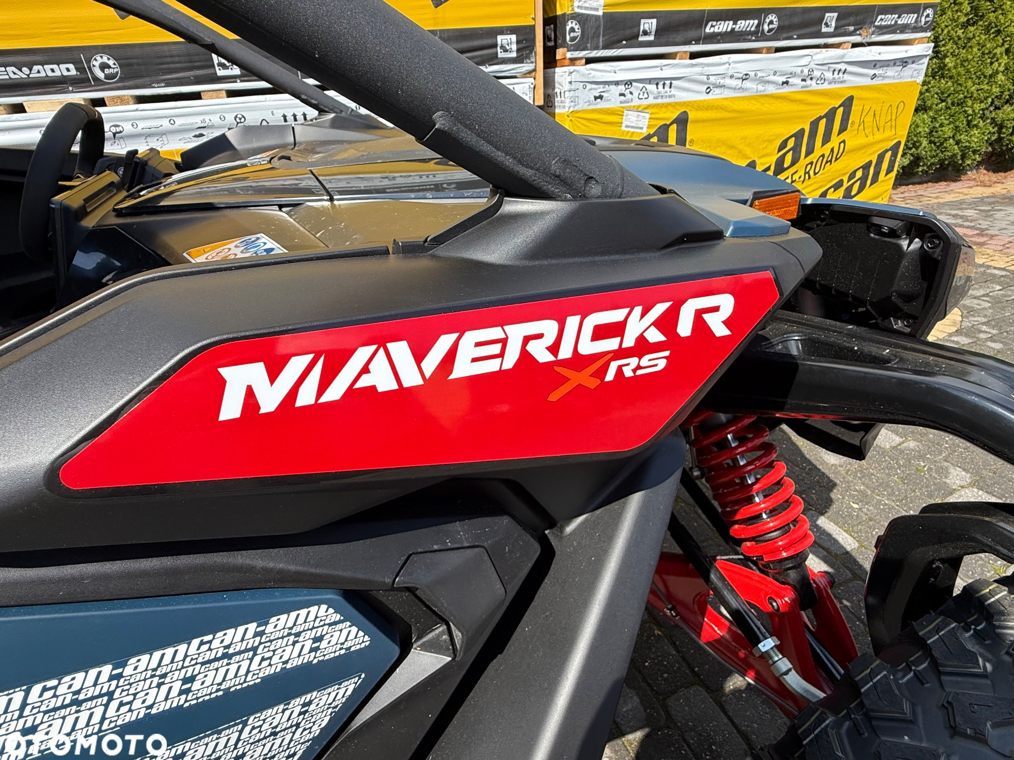Can-Am Maverick - 13