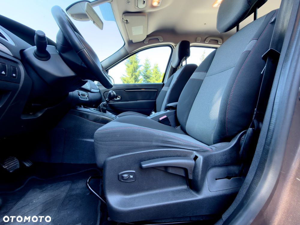 Renault Scenic ENERGY TCe 115 S&S Paris - 17