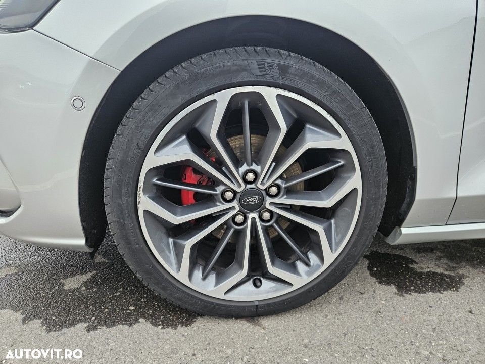 Ford Focus - 19