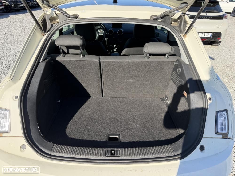 Audi A1 1.6 TDI Ambition - 17