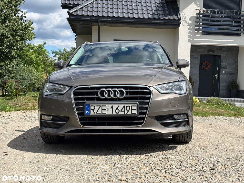 Audi A3 Sportback 1.6 TDI DPF Ambition - 4
