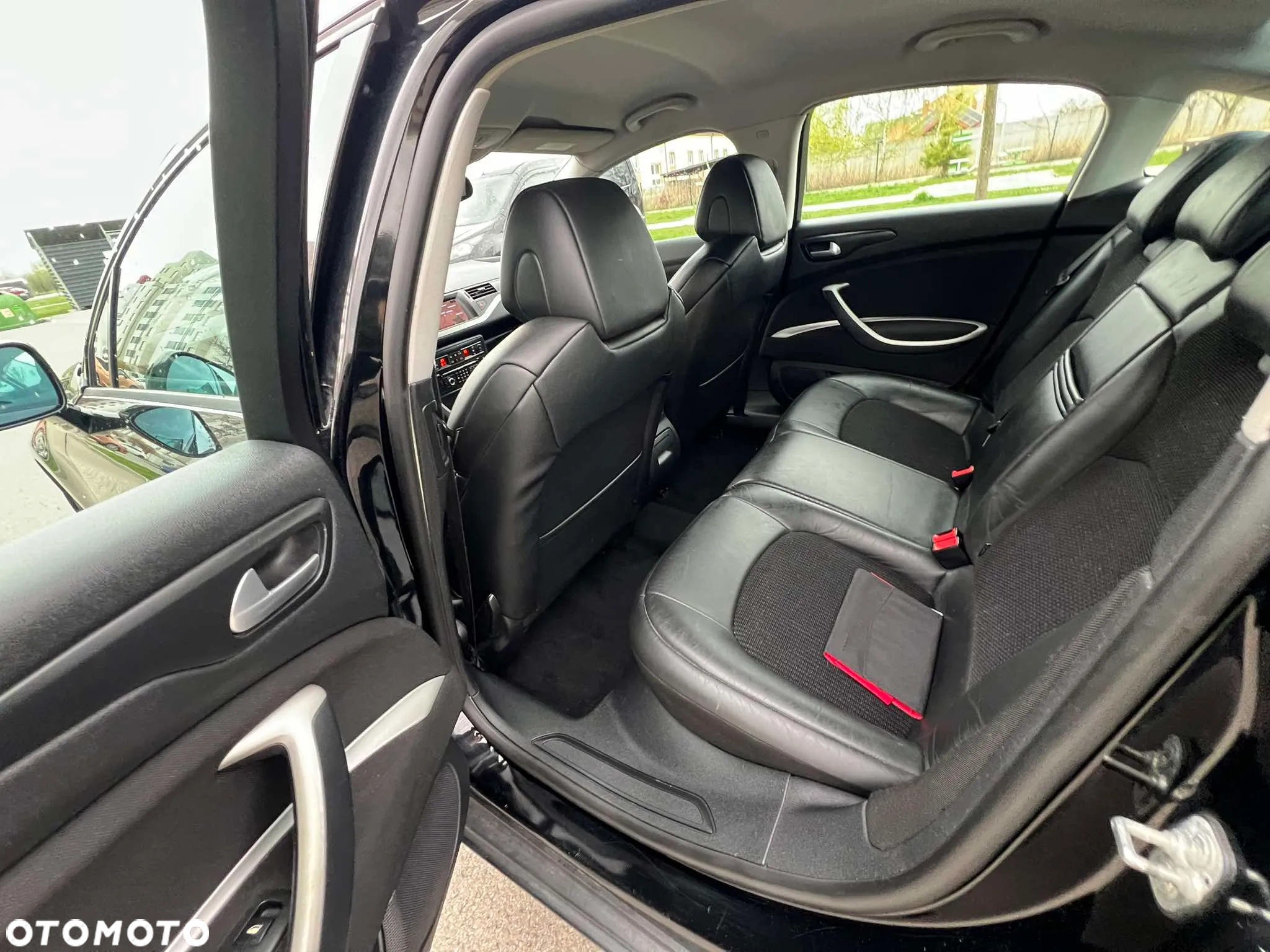 Citroën C5 2.0i 16V Exclusive Equilibre Navi - 24