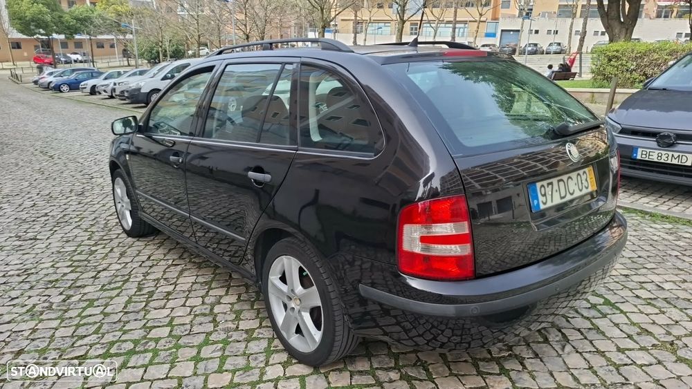 Skoda Fabia Break 1.4 TDi Active - 4