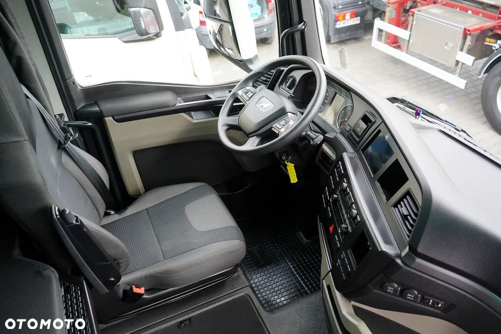 MAN TGX / 18.470 / E 6 / GM / ZESTAW PRZEJAZDOWY 120 M3 / ŁAD. 14 815 KG / RETARDER - 13