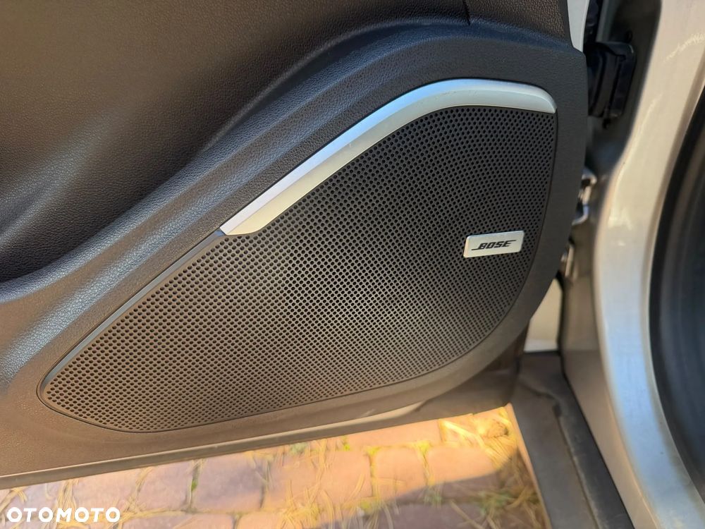 Renault Scenic TCe 140 GPF BOSE EDITION - 31