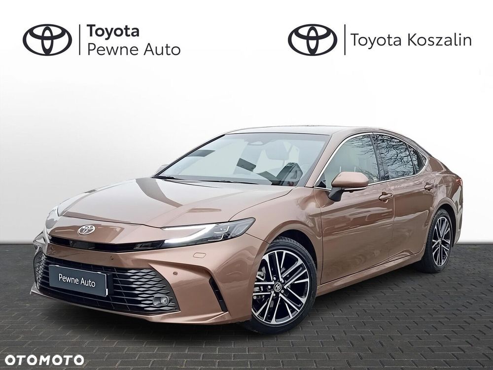 Toyota Camry - 1