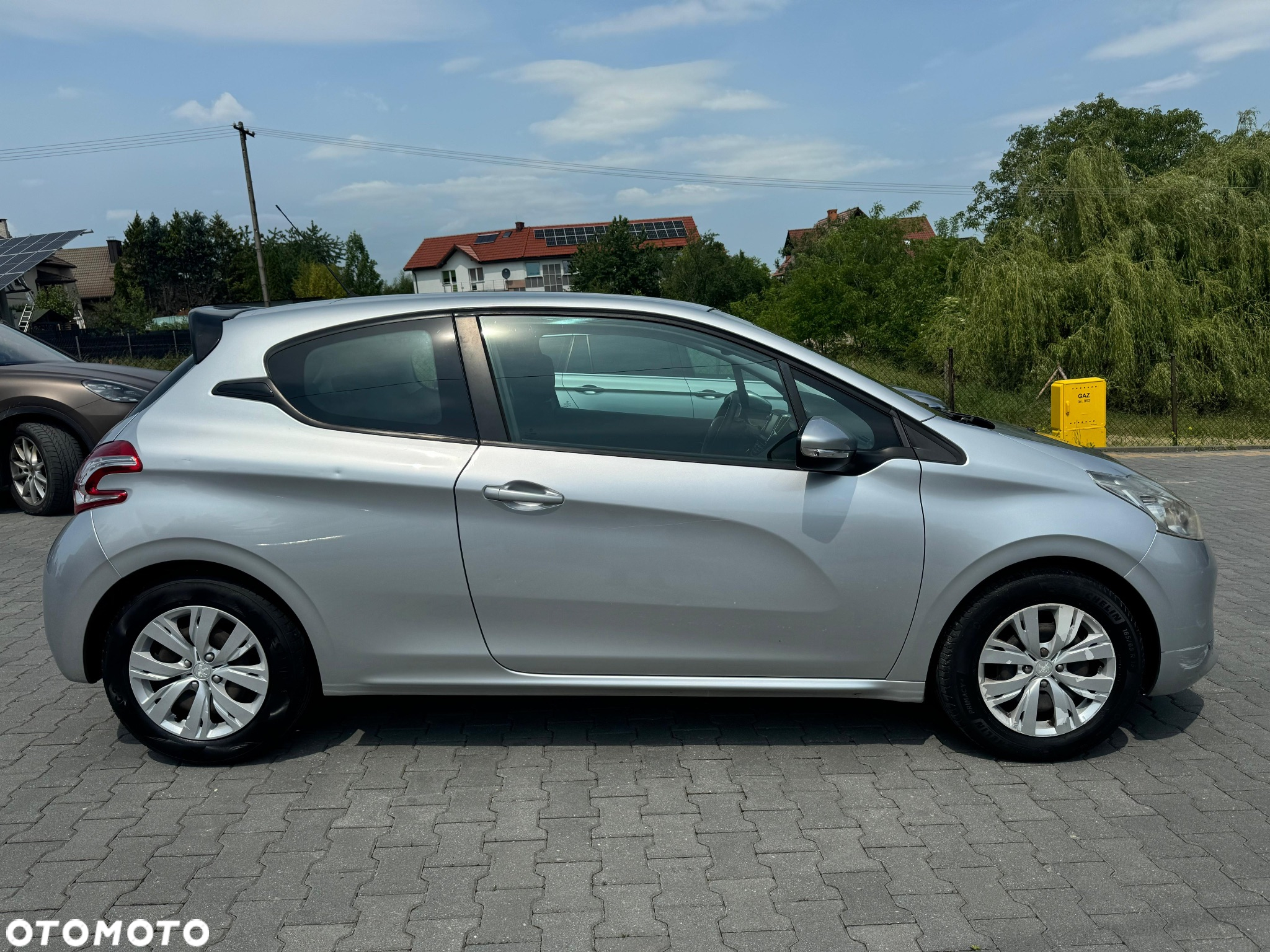 Peugeot 208 1.2 PureTech Active - 4