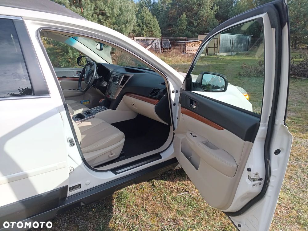 Subaru Outback 2.5i Lineartronic Comfort - 10