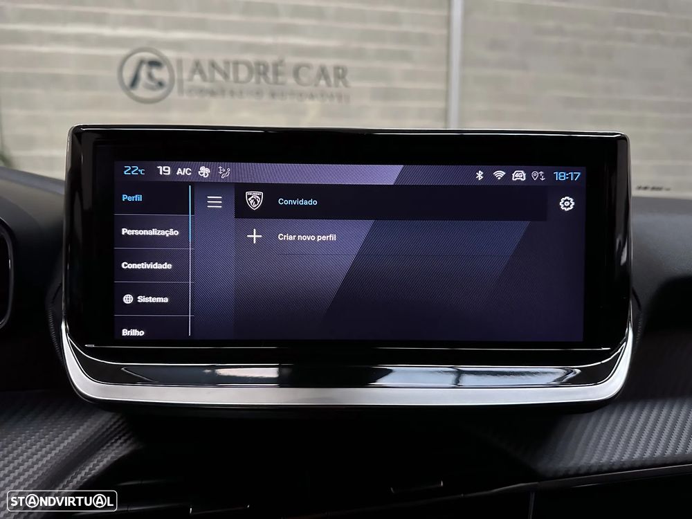 Peugeot 2008 1.2 PureTech Allure - 22