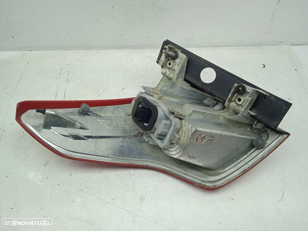 FAROLIM TRASEIRO DIREITO CITROEN C4 PICASSO I LIMUSINA 2007 - 2