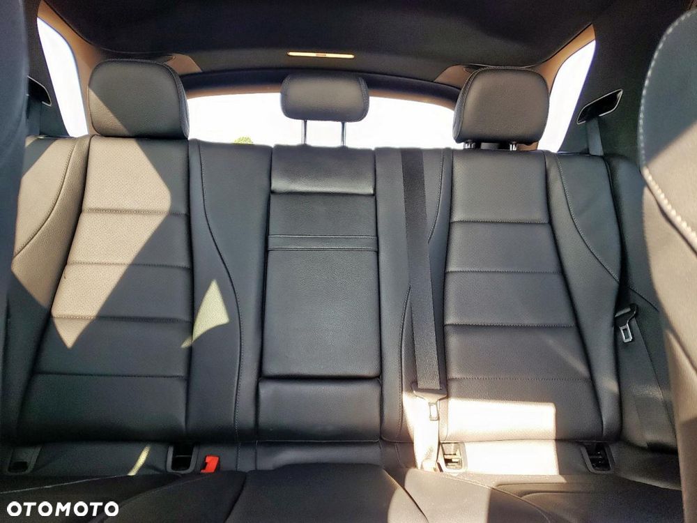 Mercedes-Benz GLE - 9