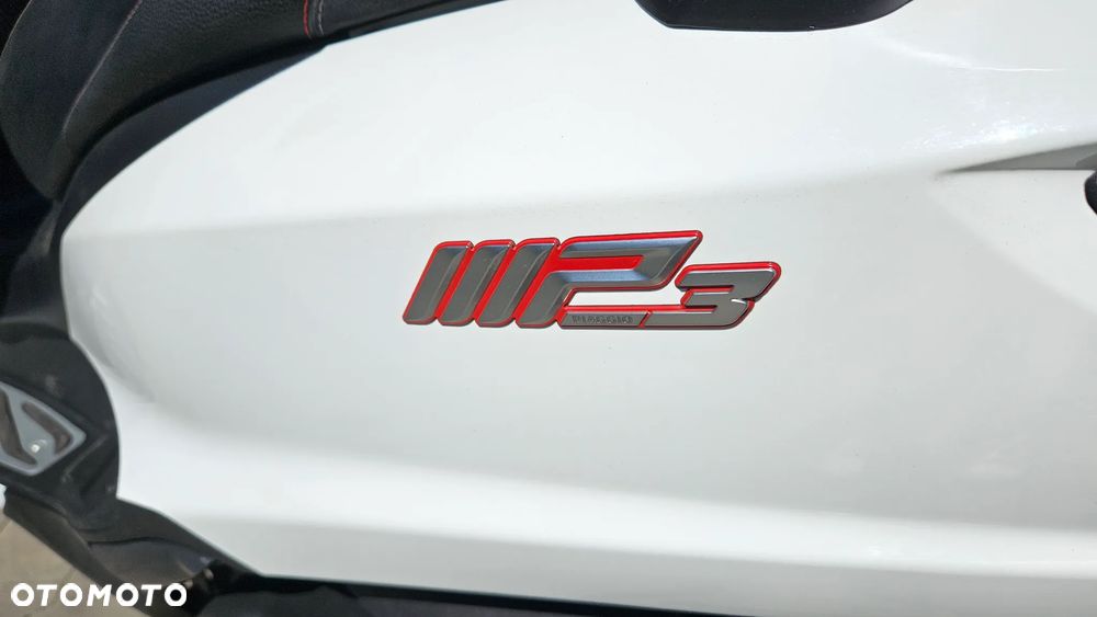 Piaggio MP-3 - 27