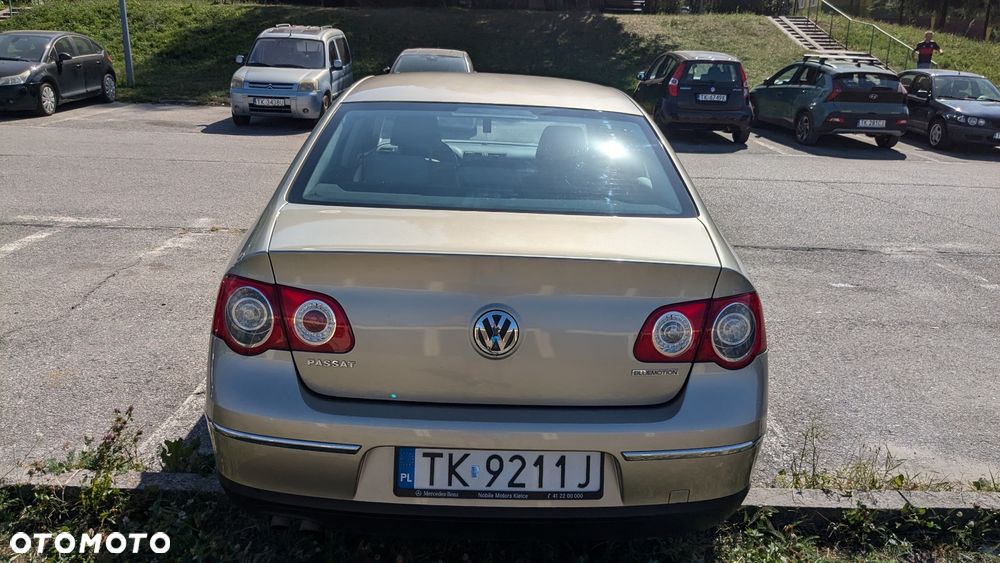 Volkswagen Passat 1.9 TDI Comfortline - 9