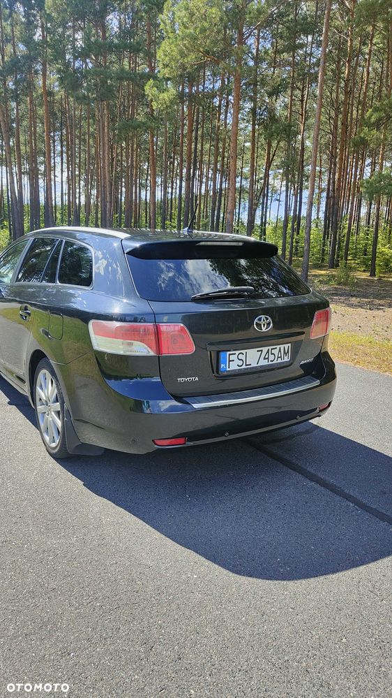 Toyota Avensis - 7