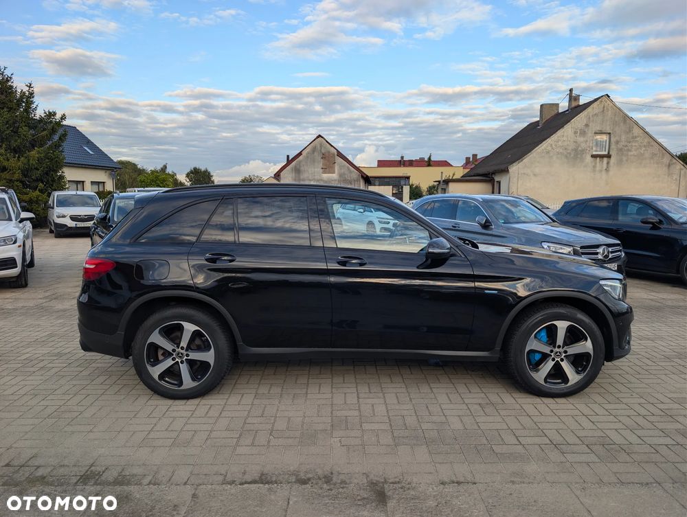 Mercedes-Benz GLC 350 e 4Matic 7G-TRONIC - 38