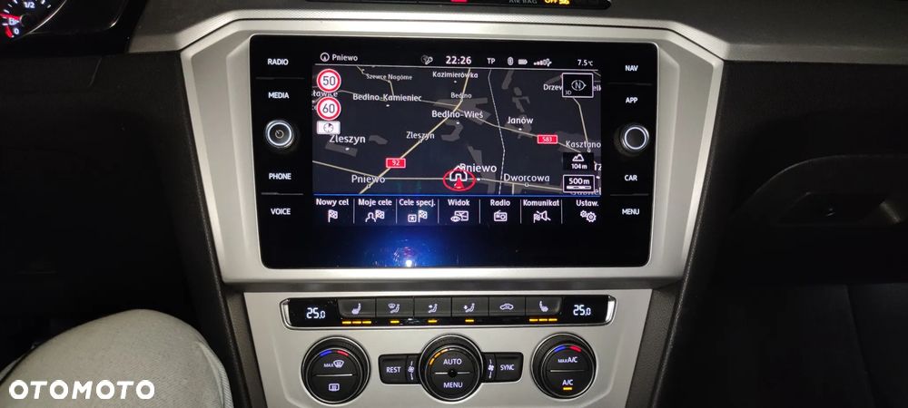 Volkswagen Passat 2.0 TDI BMT Comfortline - 25