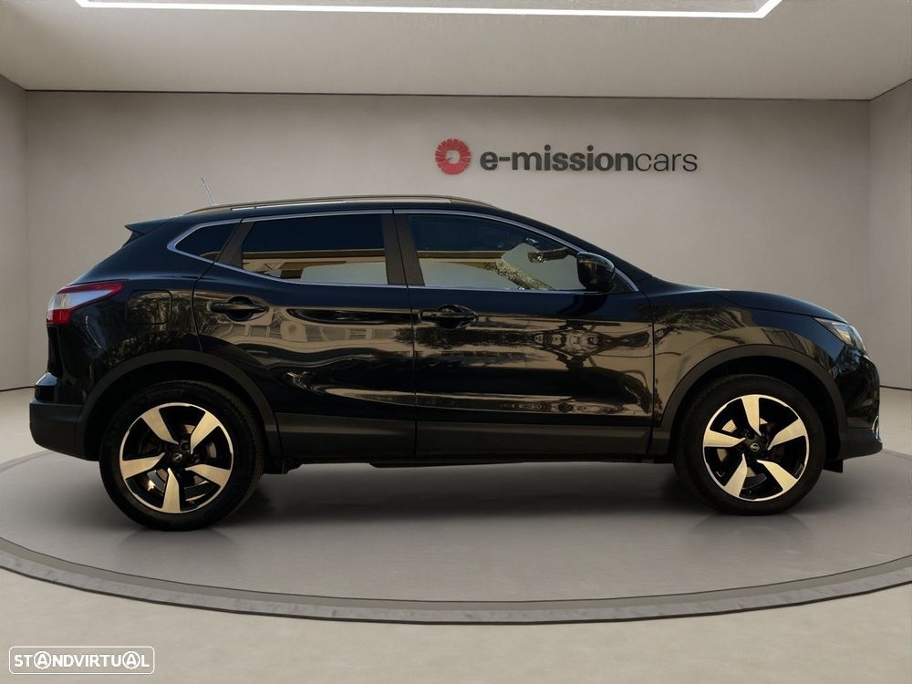Nissan Qashqai 1.5 dCi N-Connecta 18 RS+PS - 6