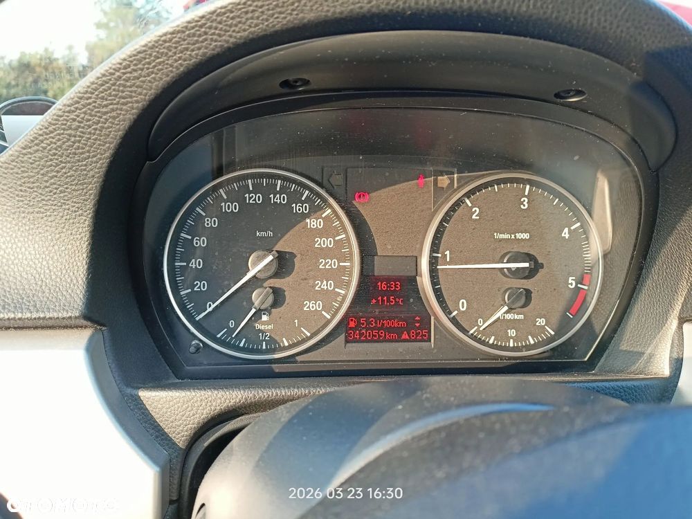 BMW Seria 3 318d DPF - 10