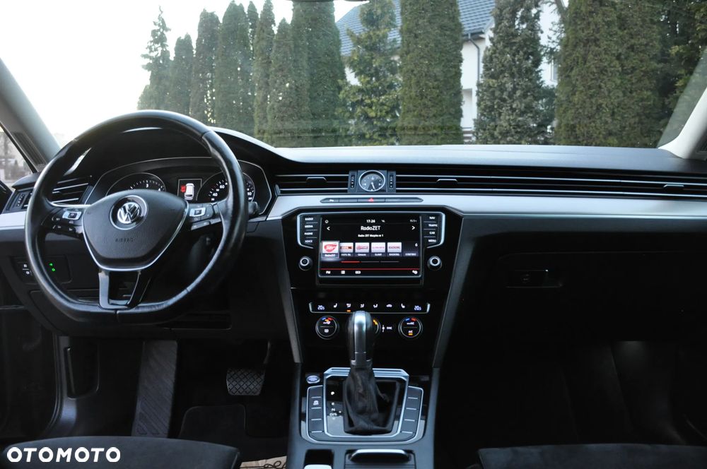 Volkswagen Passat Variant - 36