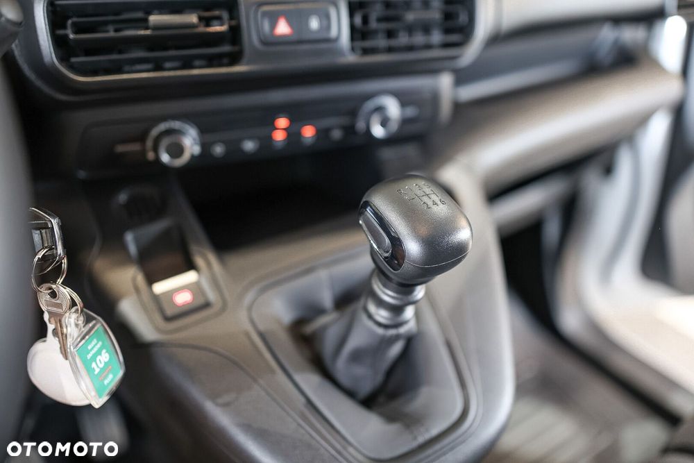 Toyota PROACE CITY - 16
