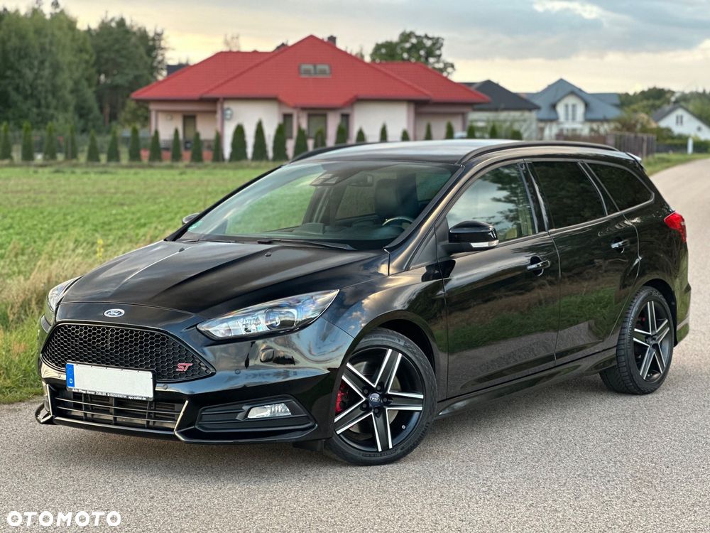 Ford Focus 2.0 TDCi ST - 36