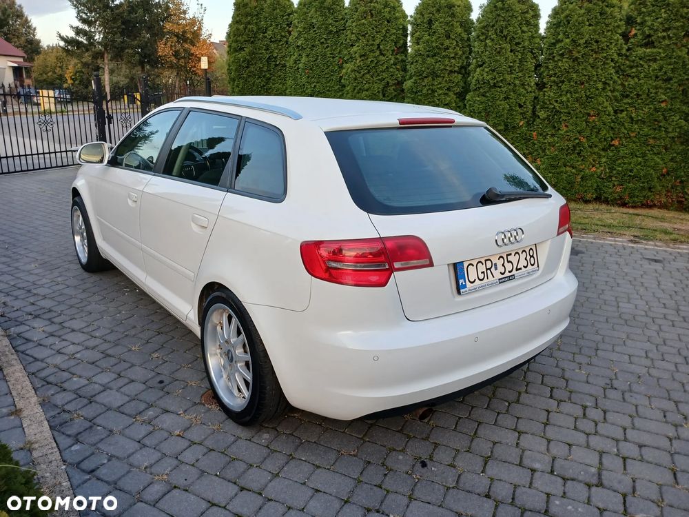 Audi A3 Sportback 1.6 Attraction - 12