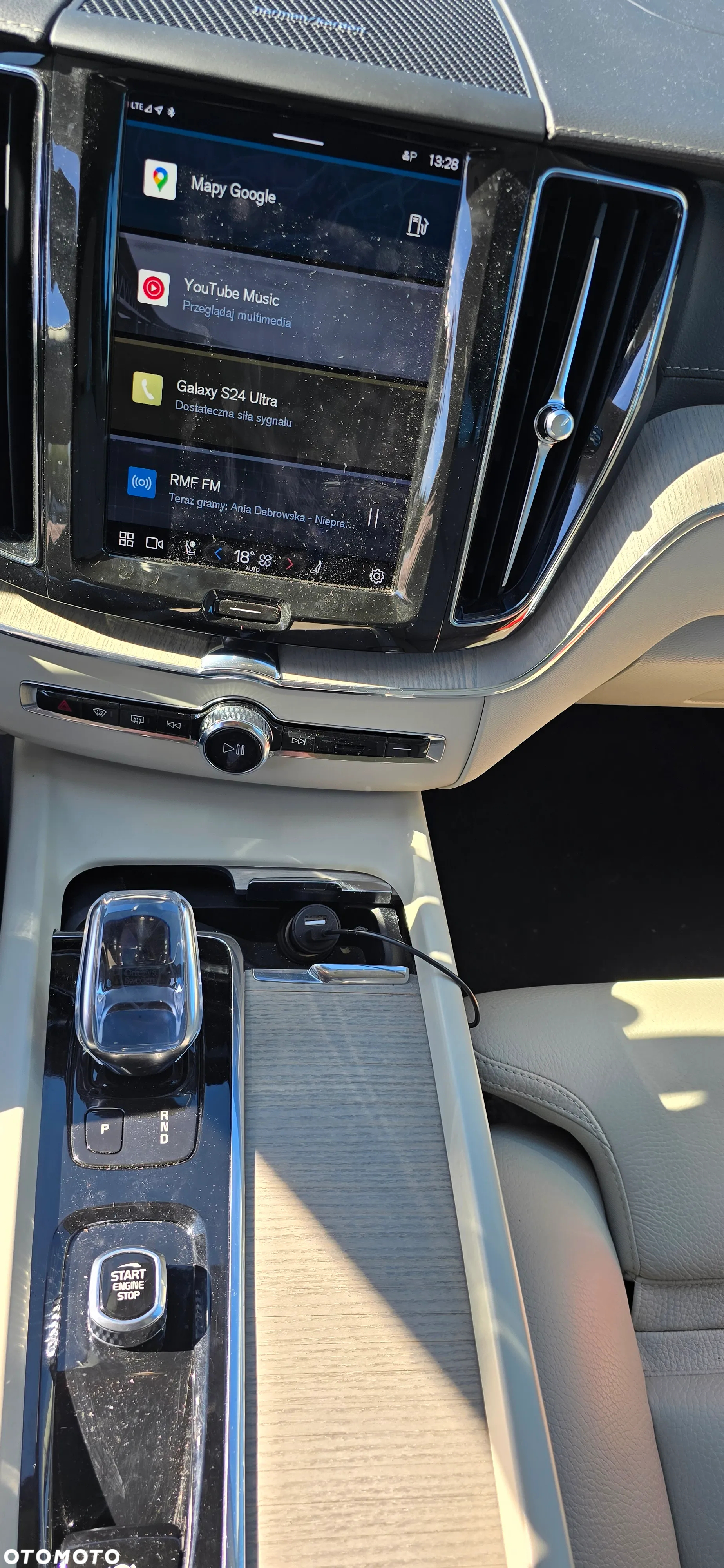 Volvo XC 60 B4 D AWD Inscription - 12