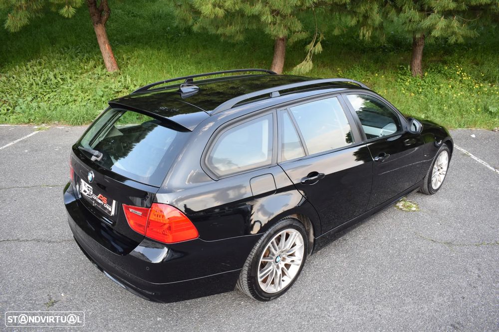 BMW 318 d Navigation Sport - 39