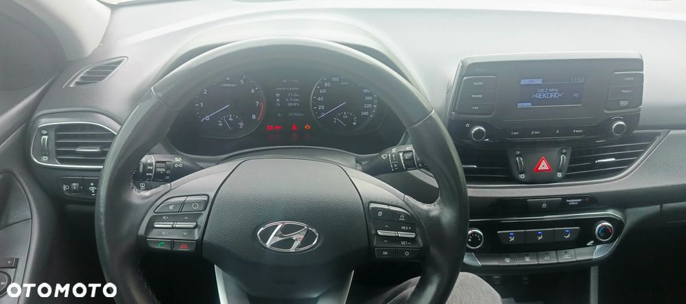 Hyundai i30 1.4 Comfort - 10