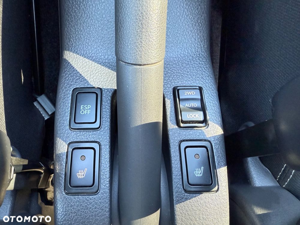 Suzuki SX4 1.6 Premium 4WD - 31