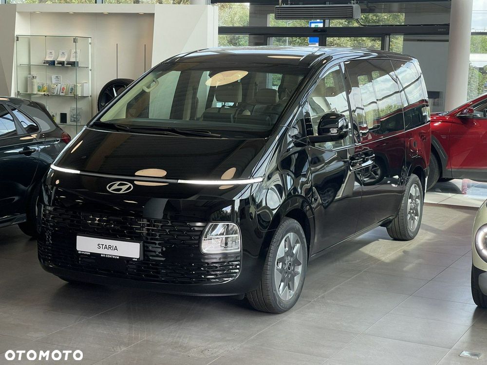 Hyundai Staria - 4